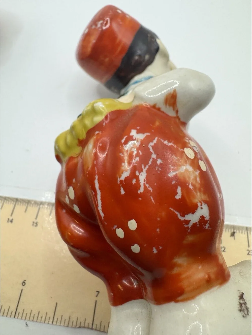 Vintage Salt and Pepper Shakers ~ Kissing Dutch Boy and Girl ~ Japan - Red